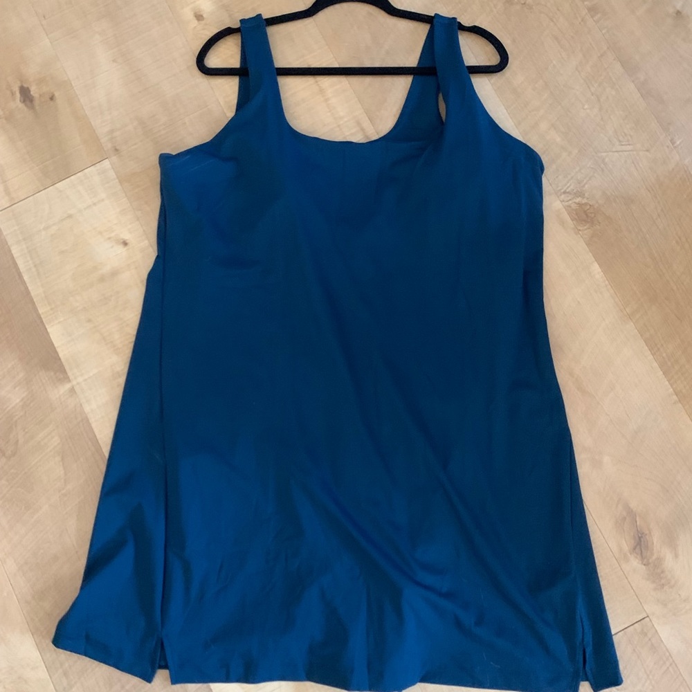 NWOT OLD NAVY PowerSoft Active Dress